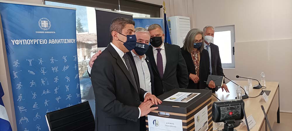 ΟΛΥΜΠΙΑΚΑ ΑΚΙΝΗΤΑ: O ΔΗΜΑΡΧΟΣ ΠΑΙΑΝΙΑΣ Κ. ΙΣΙΔΩΡΟΣ ΜΑΔΗΣ ΠΑΡΕΔΩΣΕ ΤΗ ΜΕΛΕΤΗ ΑΠΟΚΑΤΑΣΤΑΣΗΣ