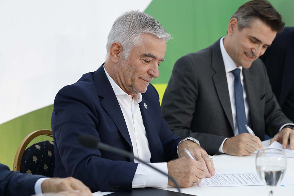 Υπεγράφη η προγραμματική σύμβαση για το δίκτυο ακαθάρτων στην ΔΕ Παιανίας