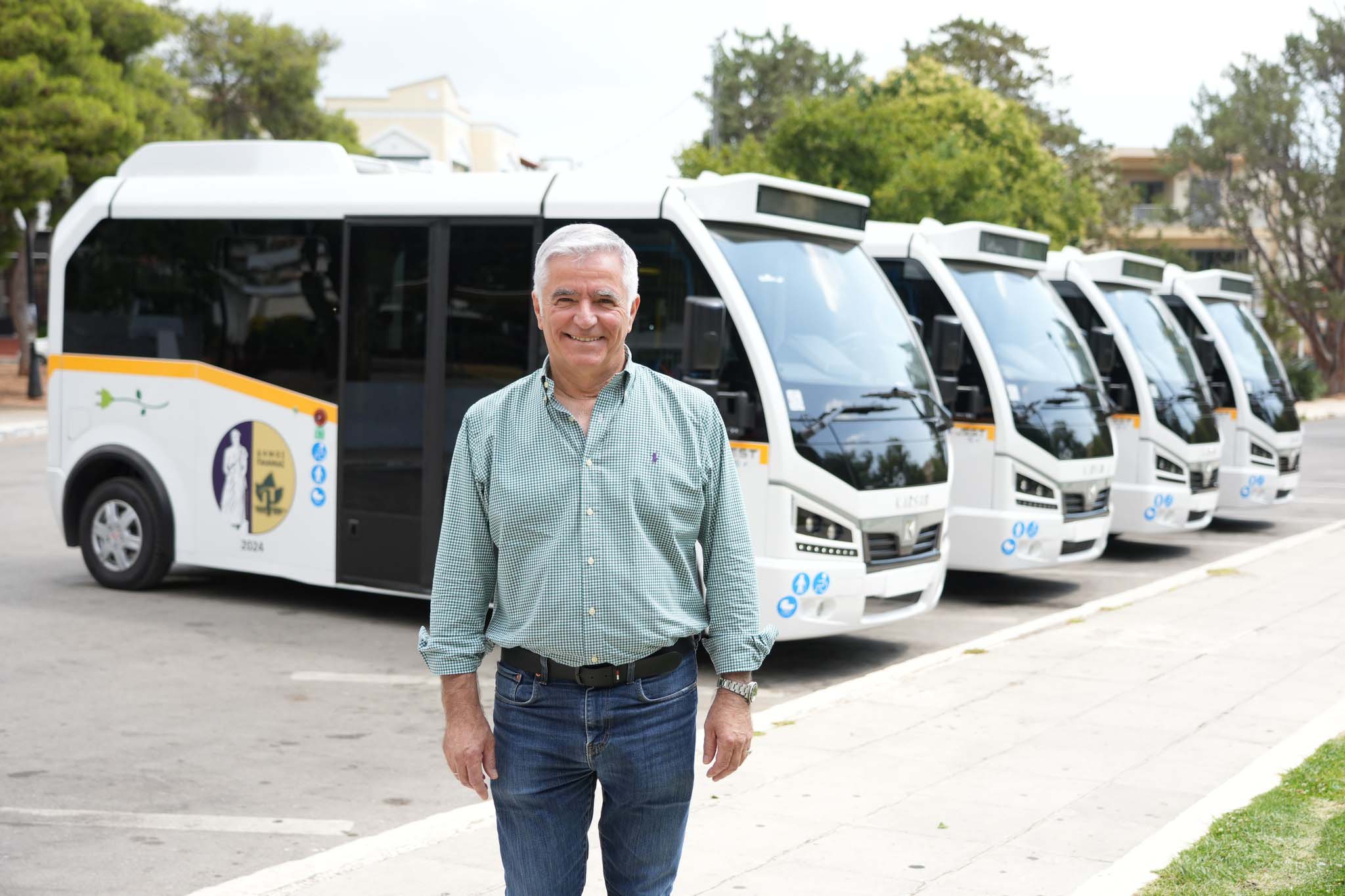 Δήμος Παιανίας: Παραδόθηκαν τα υπερσύγχρονα ηλεκτρικά λεωφορεία για τη δημοτική συγκοινωνία