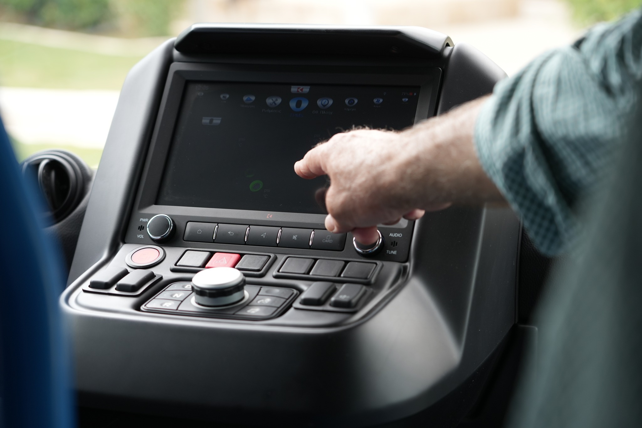 Δήμος Παιανίας: Παραδόθηκαν τα υπερσύγχρονα ηλεκτρικά λεωφορεία για τη δημοτική συγκοινωνία