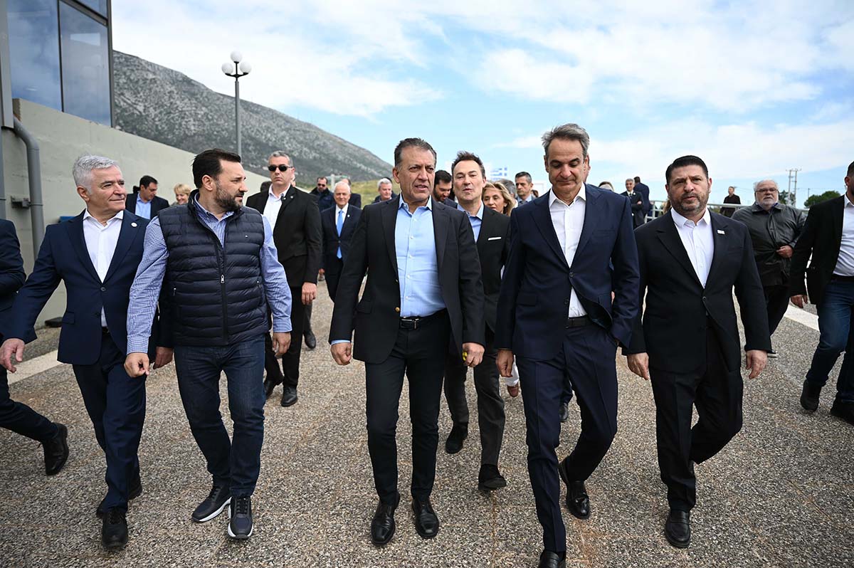 Στην Παιανία ο πρωθυπουργός - Την ανάγκη επενδύσεων στις προσβάσεις έθεσε ο Δήμαρχος Ισίδωρος Μάδης