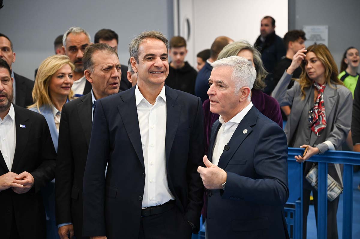 Στην Παιανία ο πρωθυπουργός - Την ανάγκη επενδύσεων στις προσβάσεις έθεσε ο Δήμαρχος Ισίδωρος Μάδης